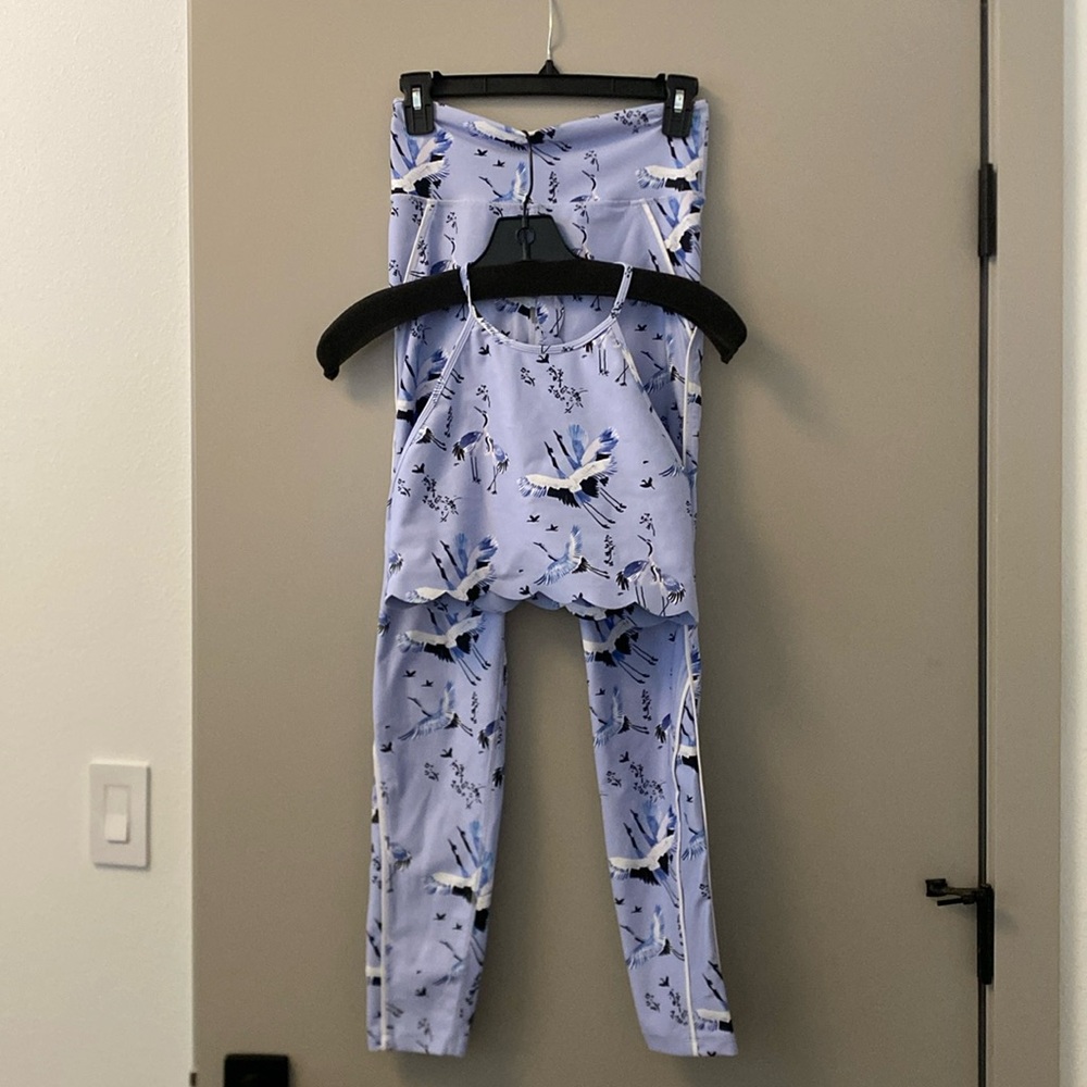 Carbon38 workout set